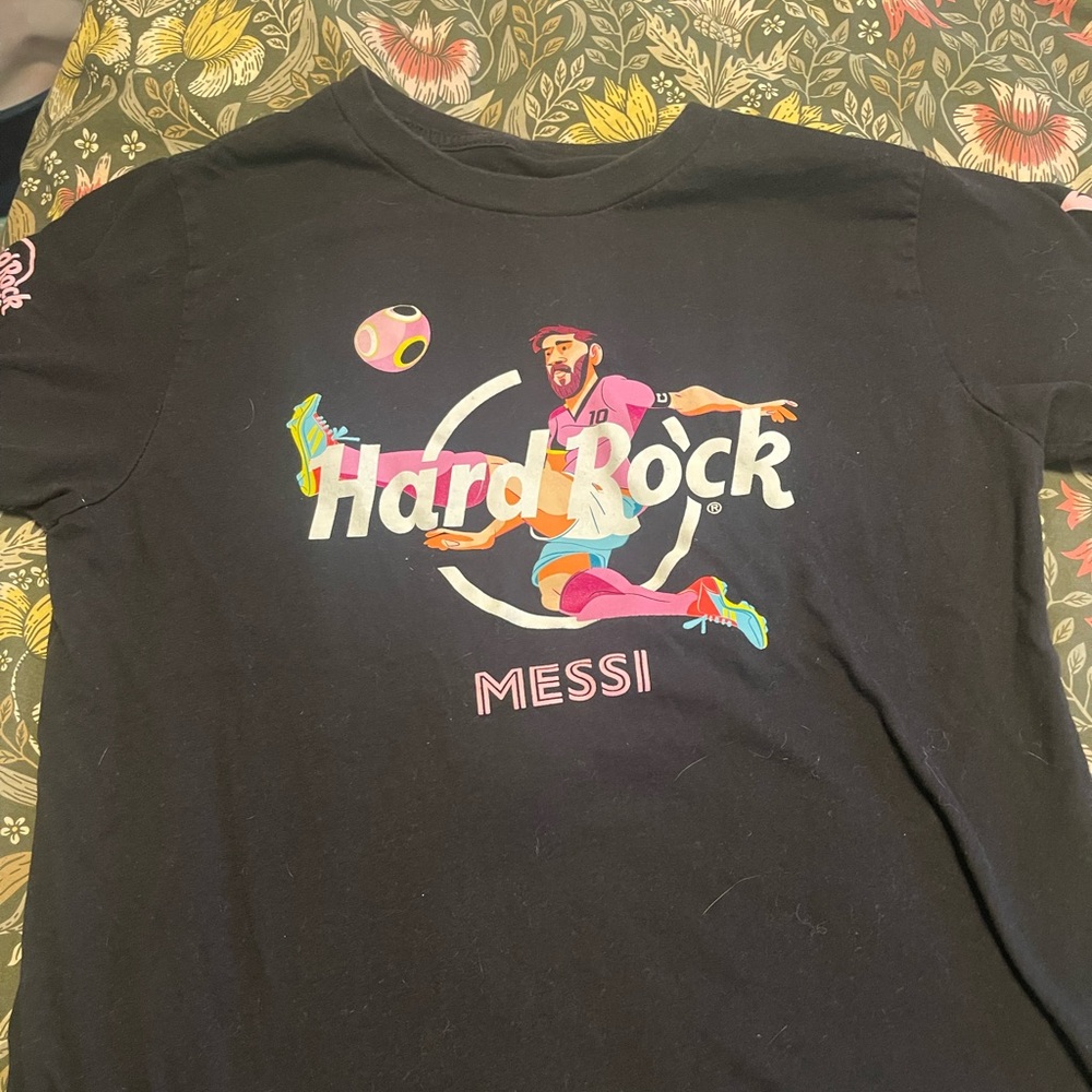 Hard Rock Cafe Punta Cana Black T-Shirt with Vibrant Graphic